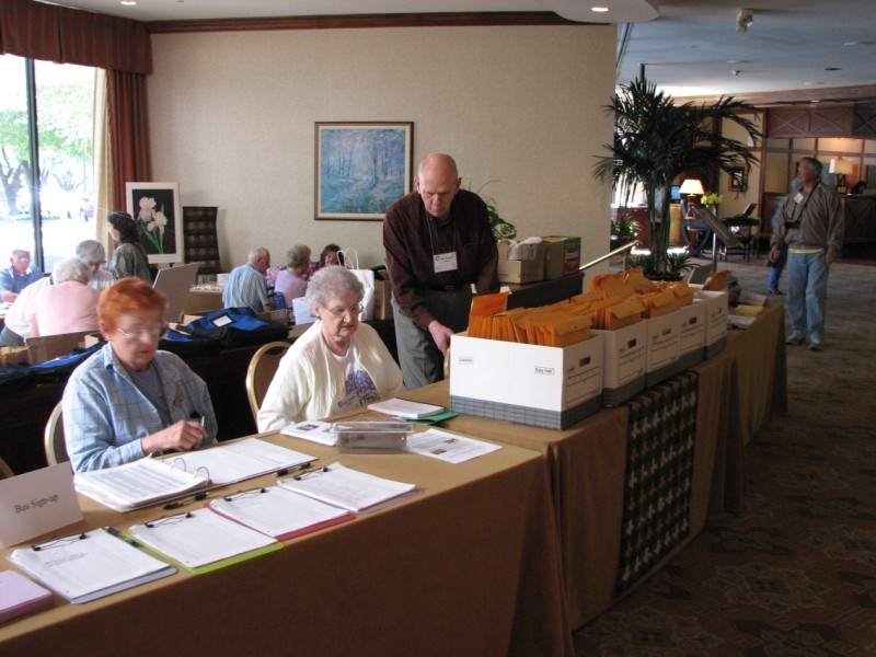 Patsy Rosen, Helen and John Kinnamon at the Registration Tables